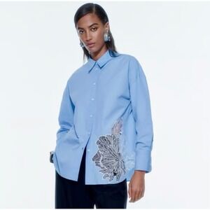 ZARA Light Blue Cotton Button Up Shirt with Lace‎ Floral Detail Women's XS